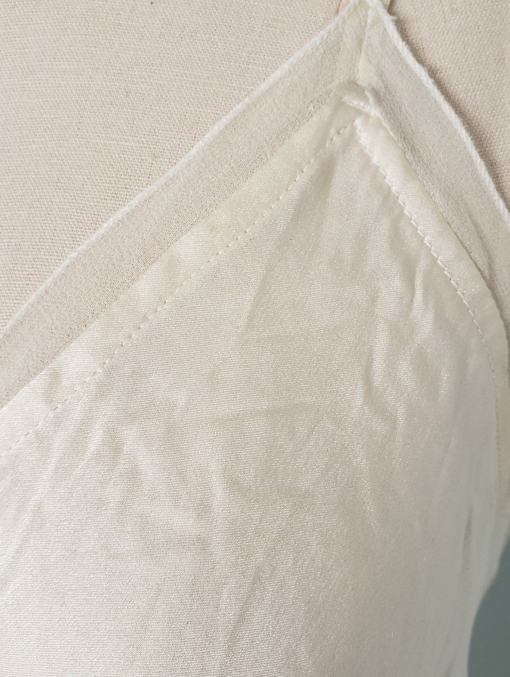 Silk Ivory Camisole, M - Picture 3 of 10